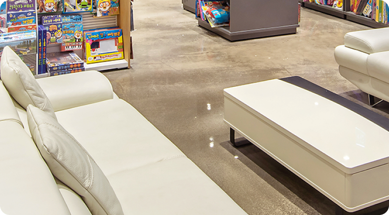 북타운 휴게공간 및 독서공간 모습