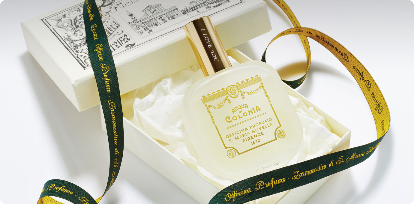 산타마리아노벨라 선물포장 모습