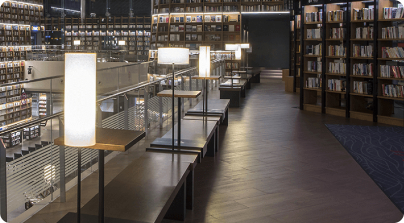 발코니에서 문화 콘텐츠를 즐기는 공간