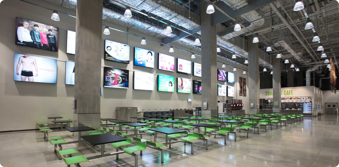 트레이더스 내부의 신선식품 매장 모습