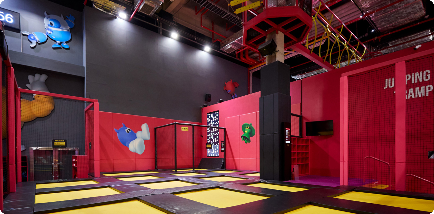 스트라이커를 즐기는 모습