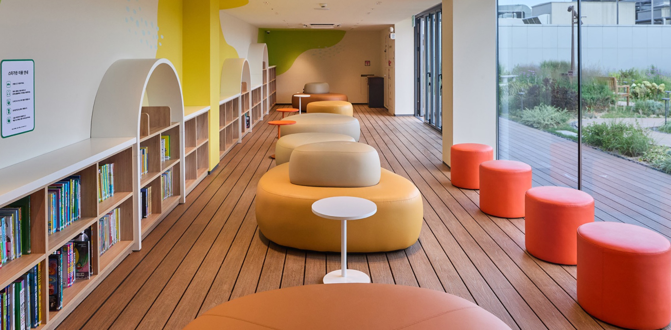 스타가든 라이브러리 독서 공간